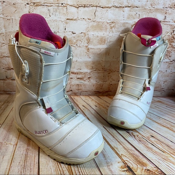 pink snowboard boots